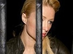 Lanza Paris Hilton campaña en Internet para evitar la prisión